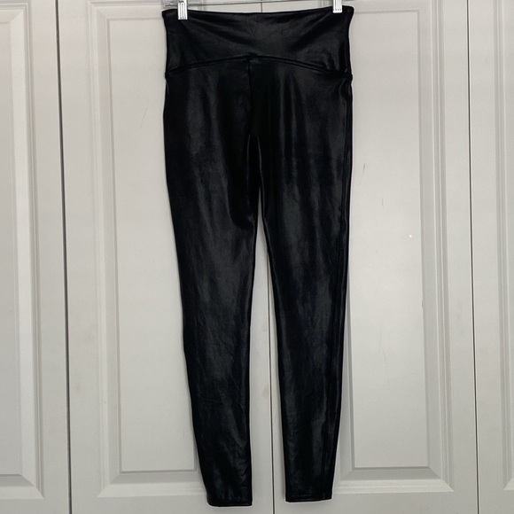 Spanx Faux Leather Leggings Black Size Large - Picture 3 of 9